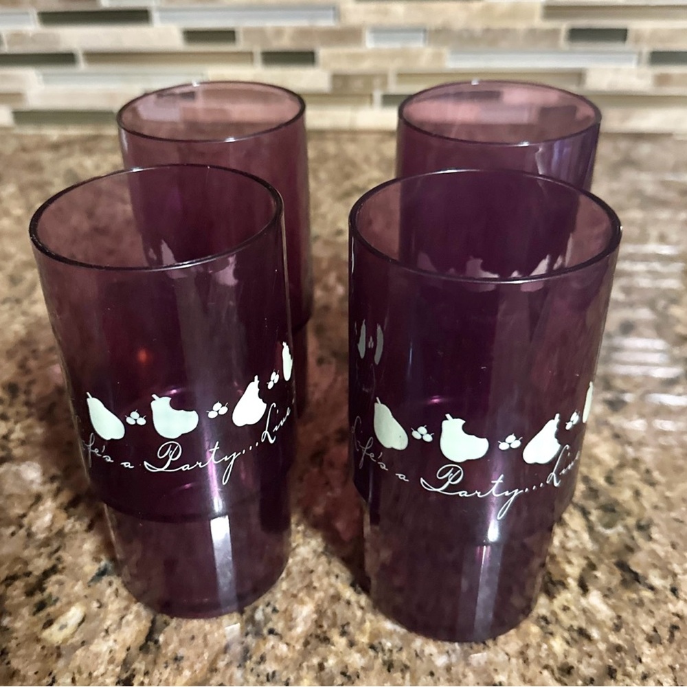 Tupperware Acrylic Tumblers  “Life is a Party” Set of 4! RARE Tumblers!
